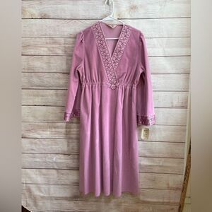 VINTAGE NEW WITH TAGS VANITY FAIR SHEVELVA ROBE‎